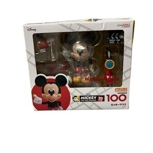 Disney Mickey The True Original 90 Years Director Figurine NEW